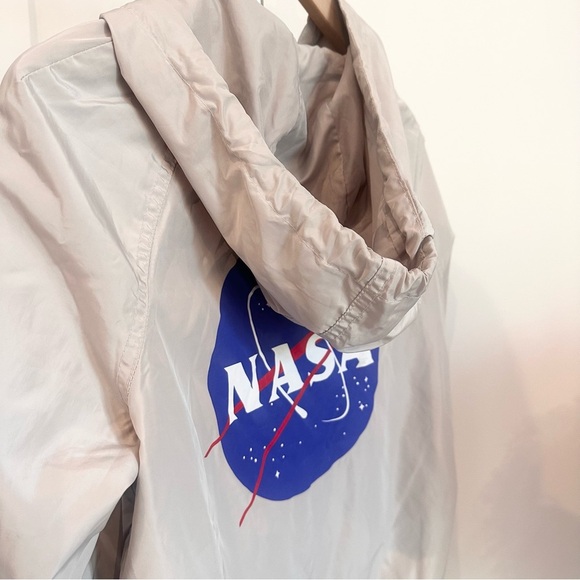 NASA Windbreaker Jacket H&M Divided - Picture 4 of 7
